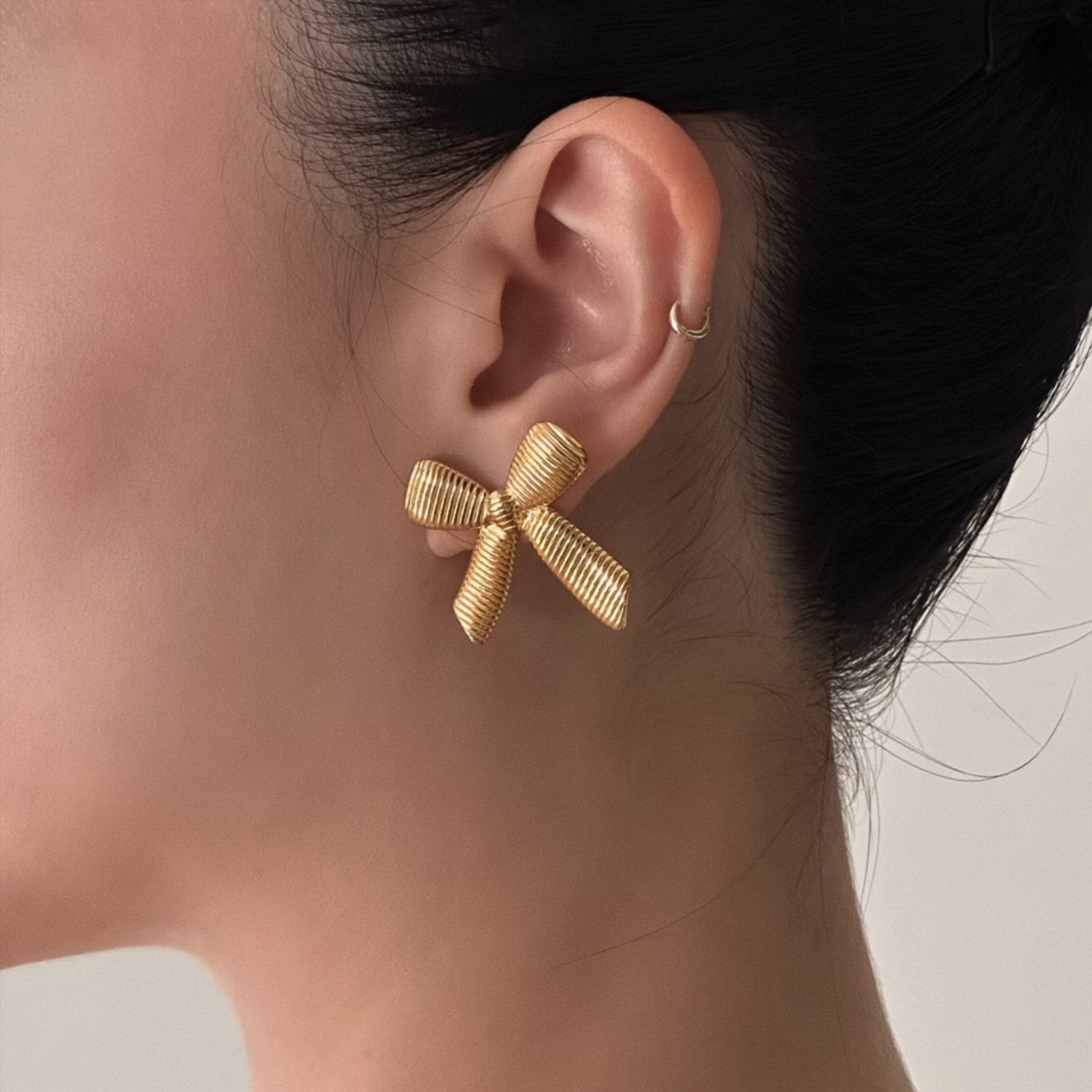 Rosie Bow Earrings - SILENT SCREAM