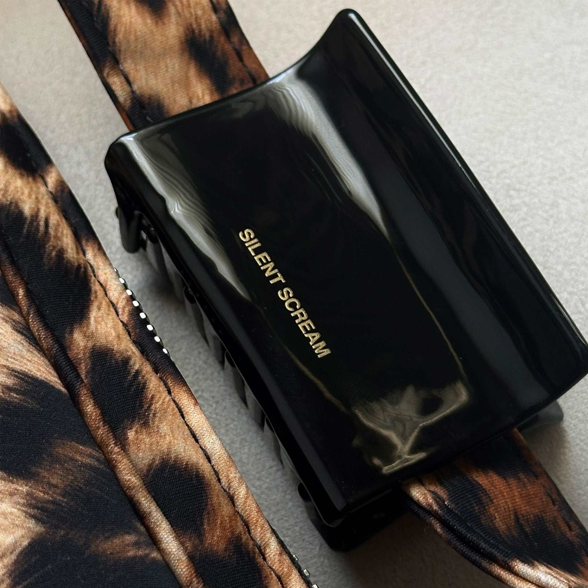 SS Hair Claw Clip - SILENT SCREAM